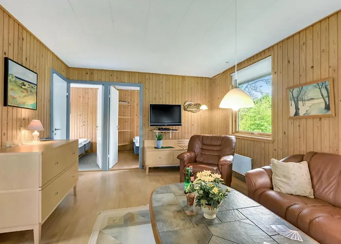 Three-bedroom In Dom wakacyjny