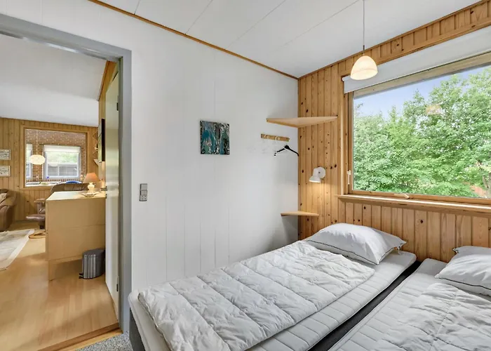 Three-bedroom In * Hemmet