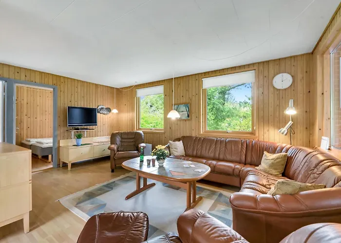 Three-bedroom In Dom wakacyjny Hemmet